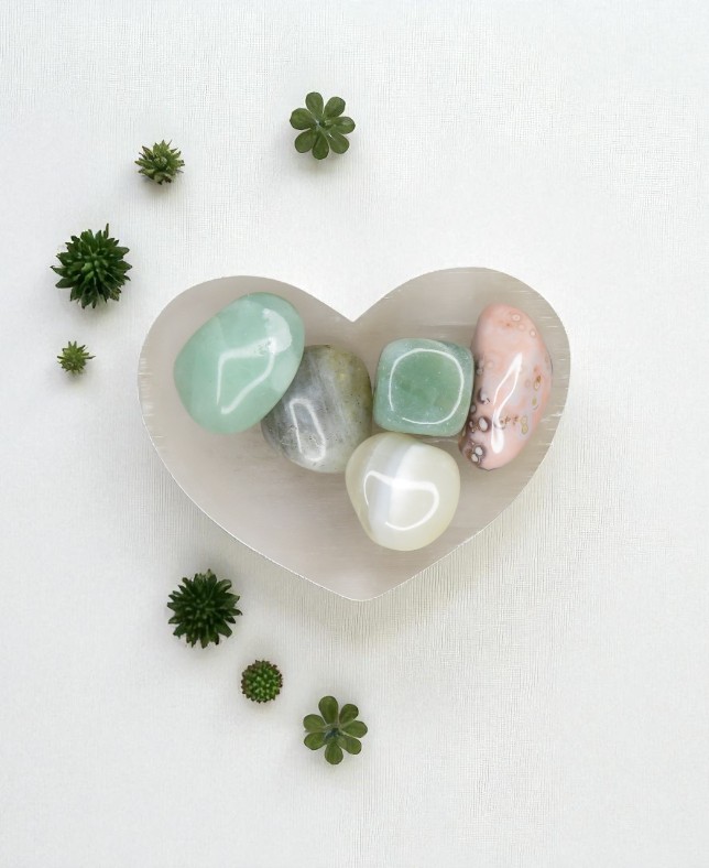 Cuore di Selenite: Purificazione e della Guarigione Energetica - immagine 2