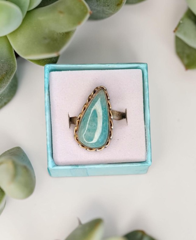 Anello Collezione Vintage con Acquamarina – Azzurro Puro