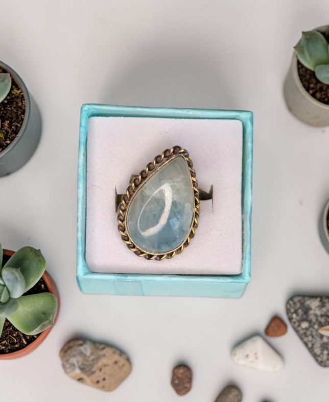 Anello Collezione Vintage con Acquamarina – Azzurro Puro