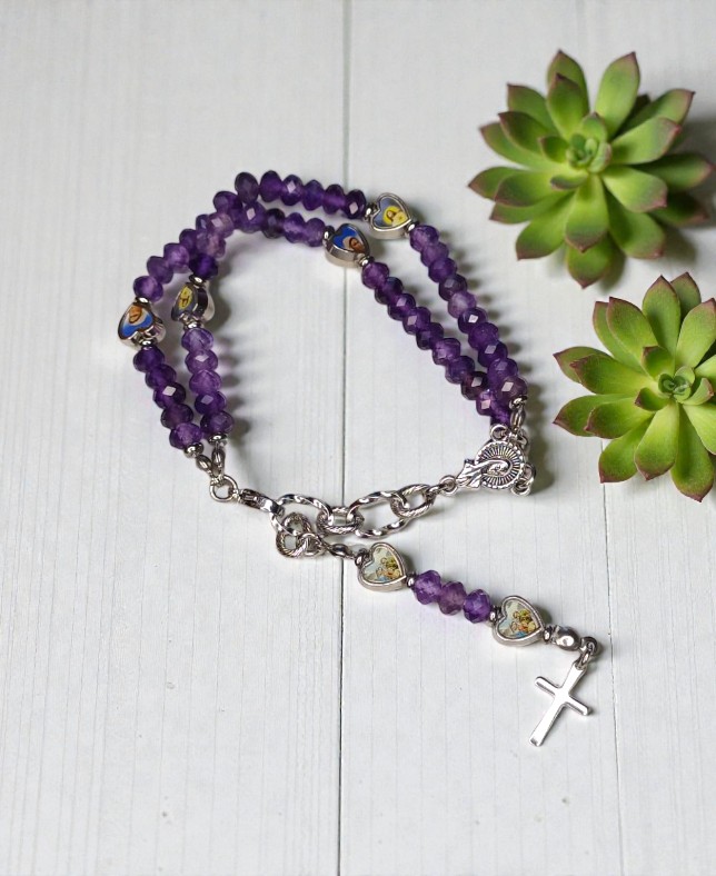 Bracciale Rosario in Ametista con Croce Pendente