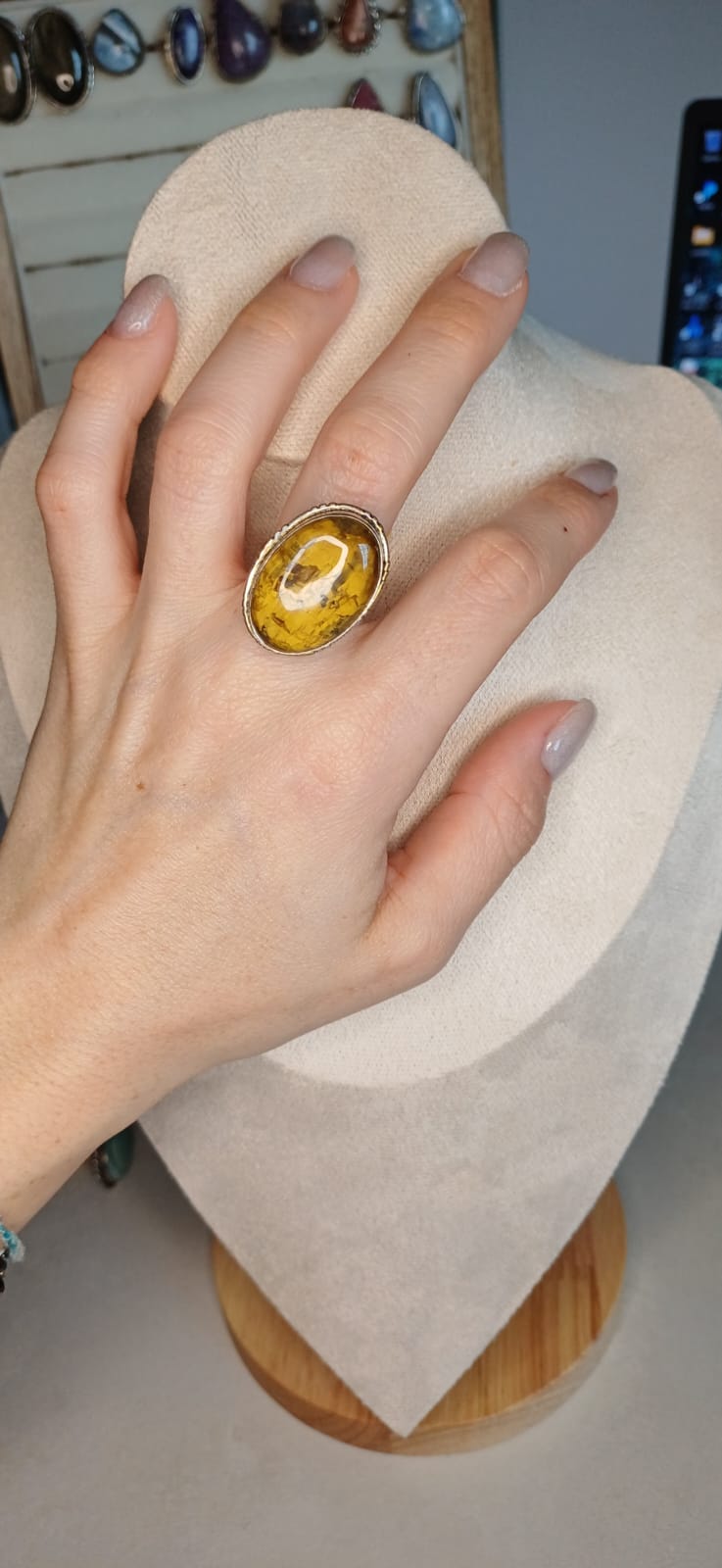 Anello Collezione Vintage con Occhio di Tigre – Forza e Protezione - immagine 2
