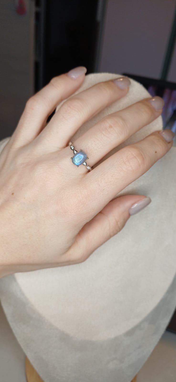 Anello Royal – Labradorite Naturale | Scudo di Protezione e Magia Interiore - immagine 2