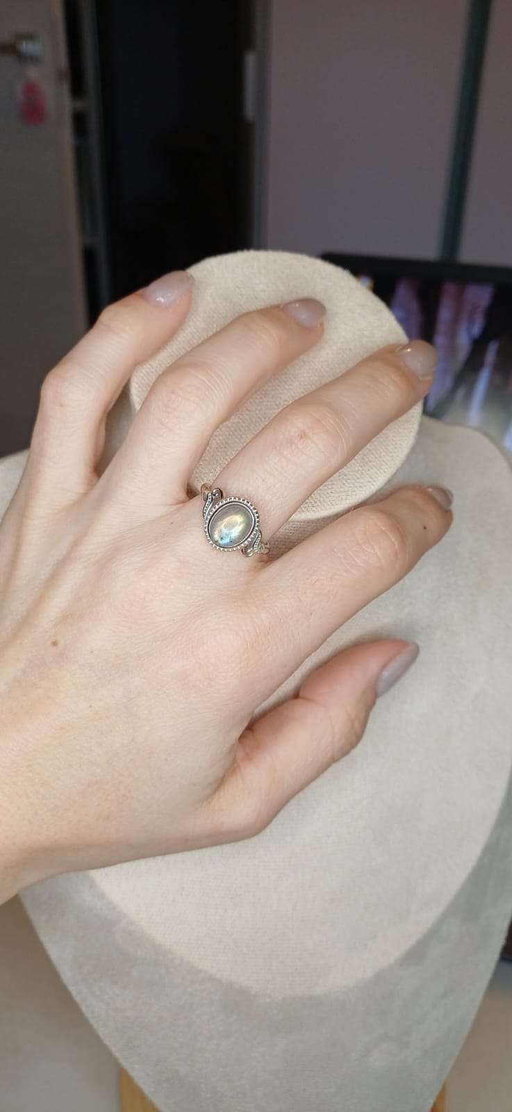 Anello Royal – Labradorite Naturale | Scudo di Protezione e Magia Interiore - immagine 2
