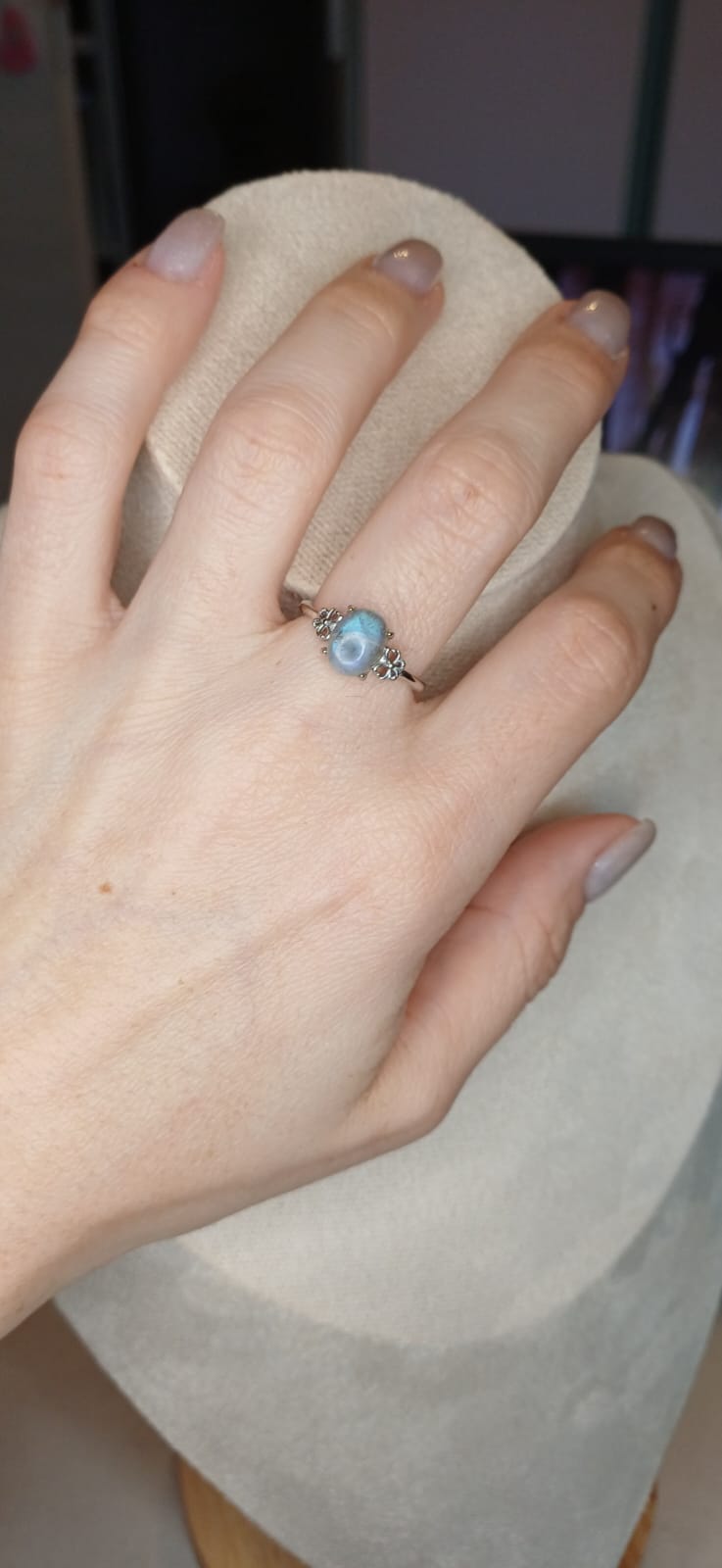 Anello Royal – Labradorite Naturale | Scudo di Protezione e Magia Interiore - immagine 2