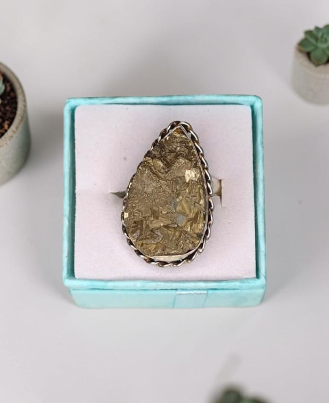 Anello Modello Vintage con Pirite - Bagliore Solare
