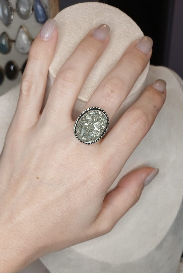 Anello Modello Vintage con Pirite - Bagliore Solare - immagine 2