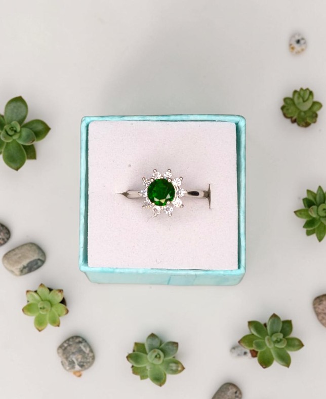 Anello Royal – Diopside Naturale | Equilibrio, Rigenerazione e Connessione