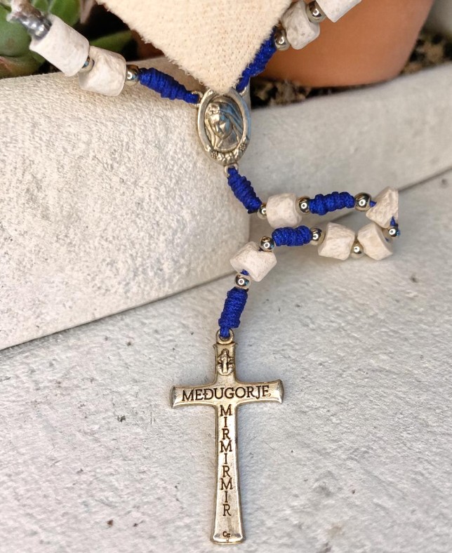 Rosario in Pietre Originali del Monte Križevac a Medjugorje – Corda Blu Maria - immagine 2