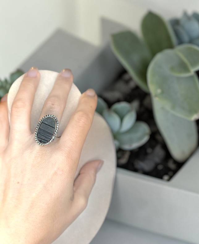 Anello Vintage in Tormalina Naturale ( Numero 6 ) - immagine 2
