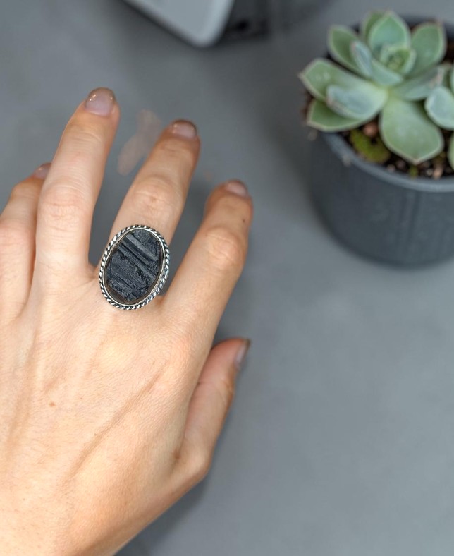 Anello Vintage in Tormalina Naturale ( Numero 7 ) - immagine 2
